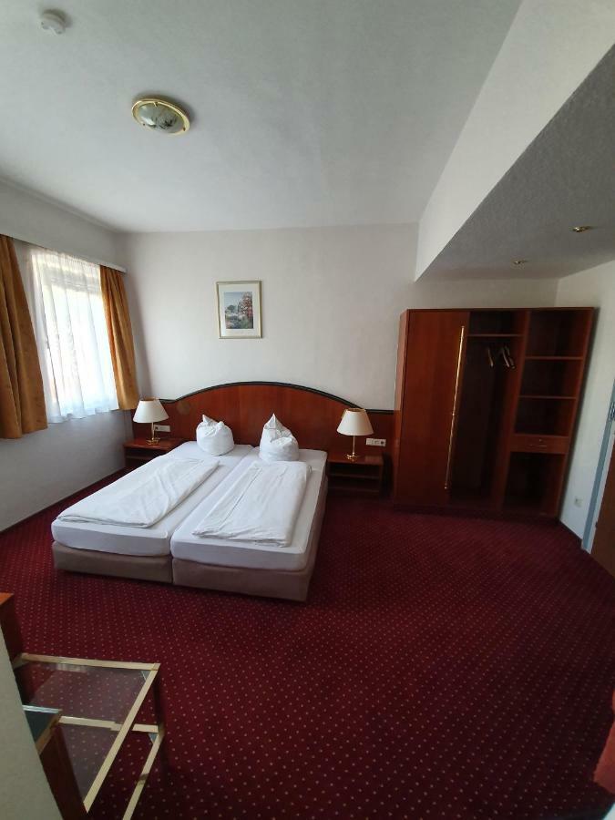 Hotel & Restaurant Krone Rehau Kültér fotó